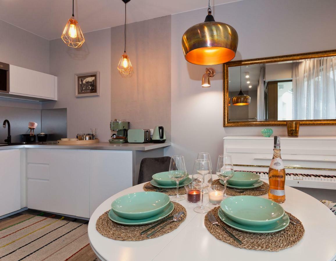 City Of The Kings Piano Apartment Cracovie Extérieur photo